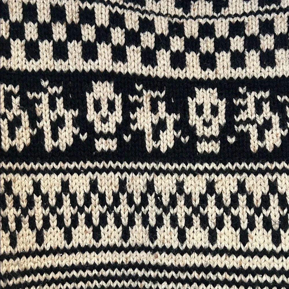 Vans Men's Black and Cream Fair Isle Skulls Crewneck Sweater Small Festive